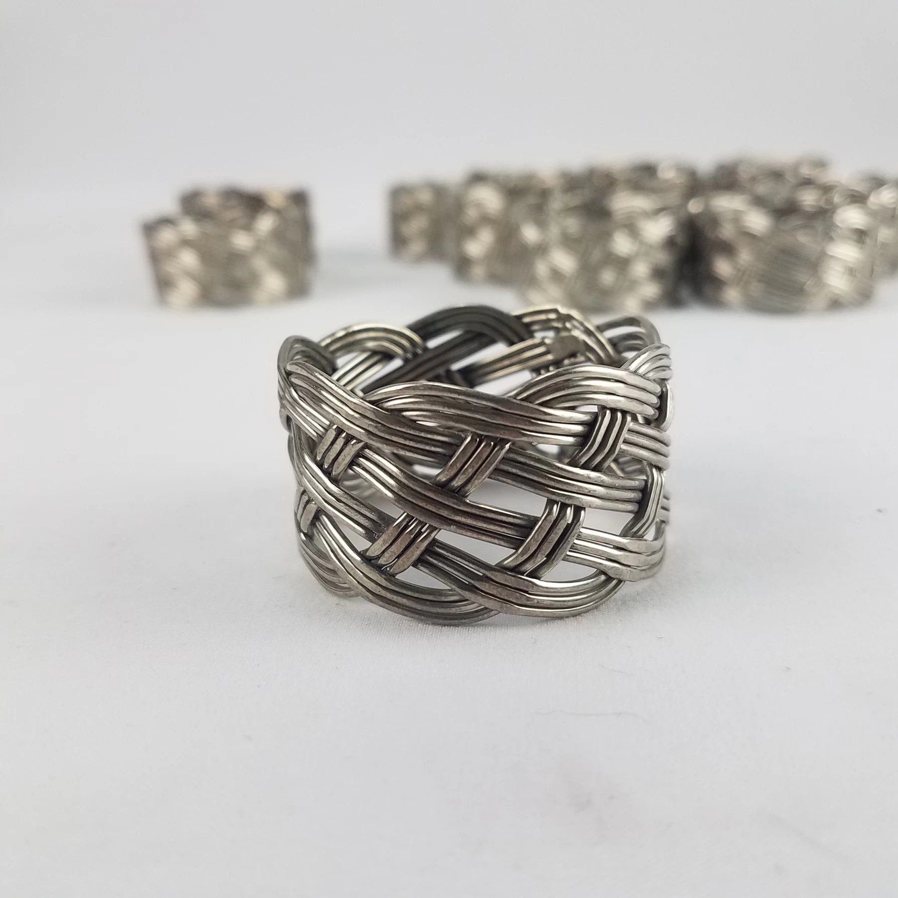 Napkin Rings Stainless Steel Braided Set of 15 - Image 3
