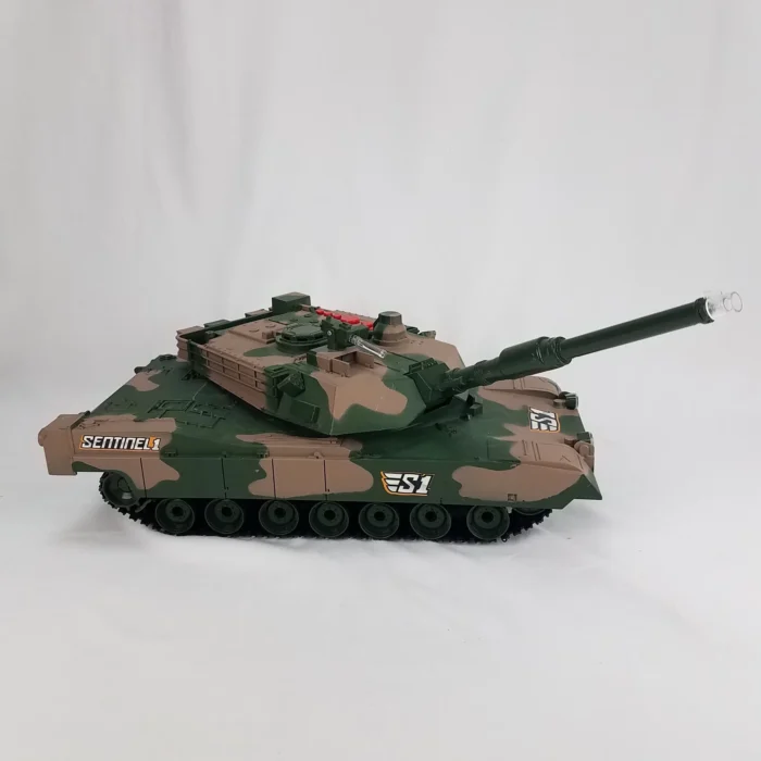 Toys R Us Chap MEI Military Tank True Heroes SENTINEL 1 Motorized Lights Sounds