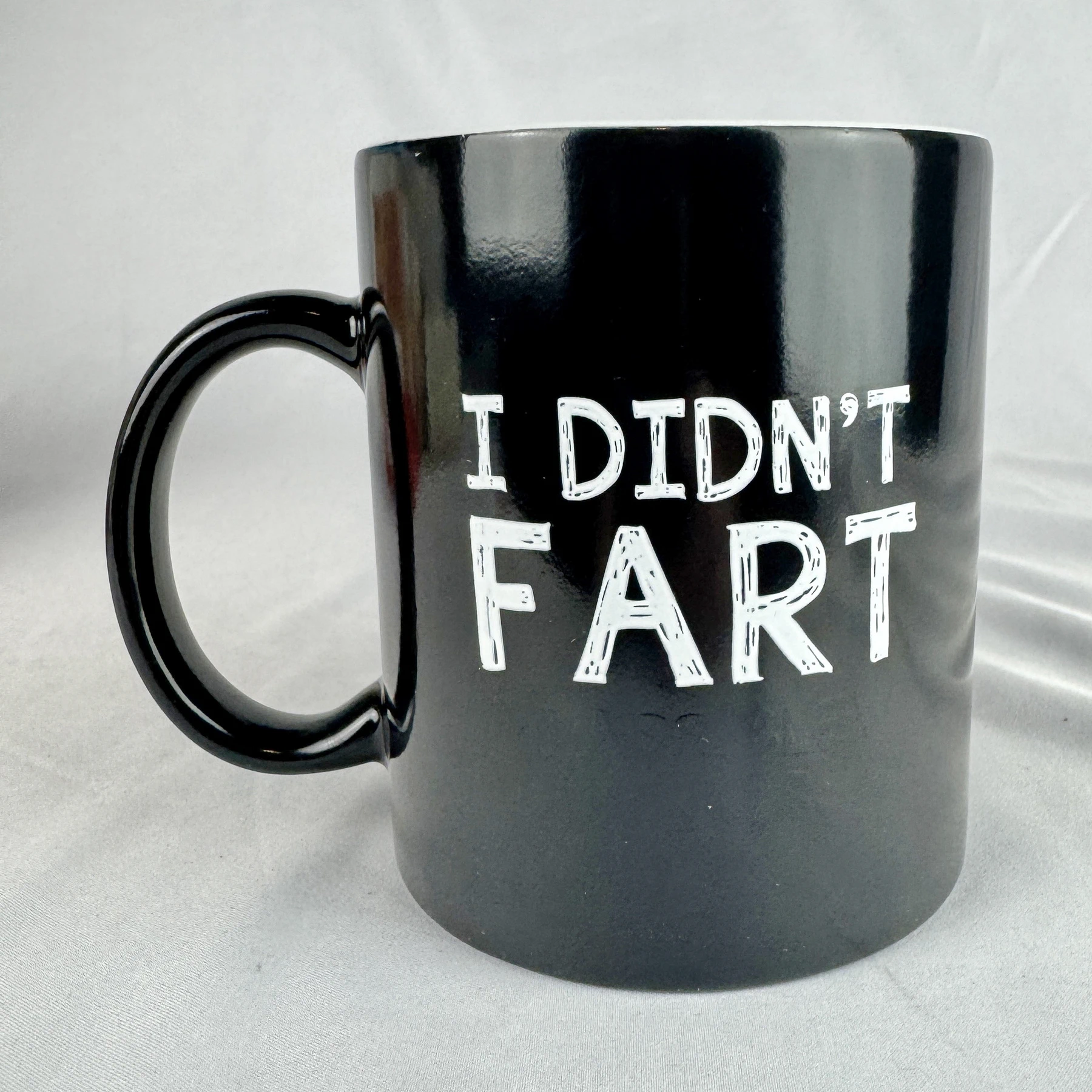 "I DIDN'T FART..." 16oz Mug Novelty Heat Sensitive Color Changing GR8AM NIB - Image 4