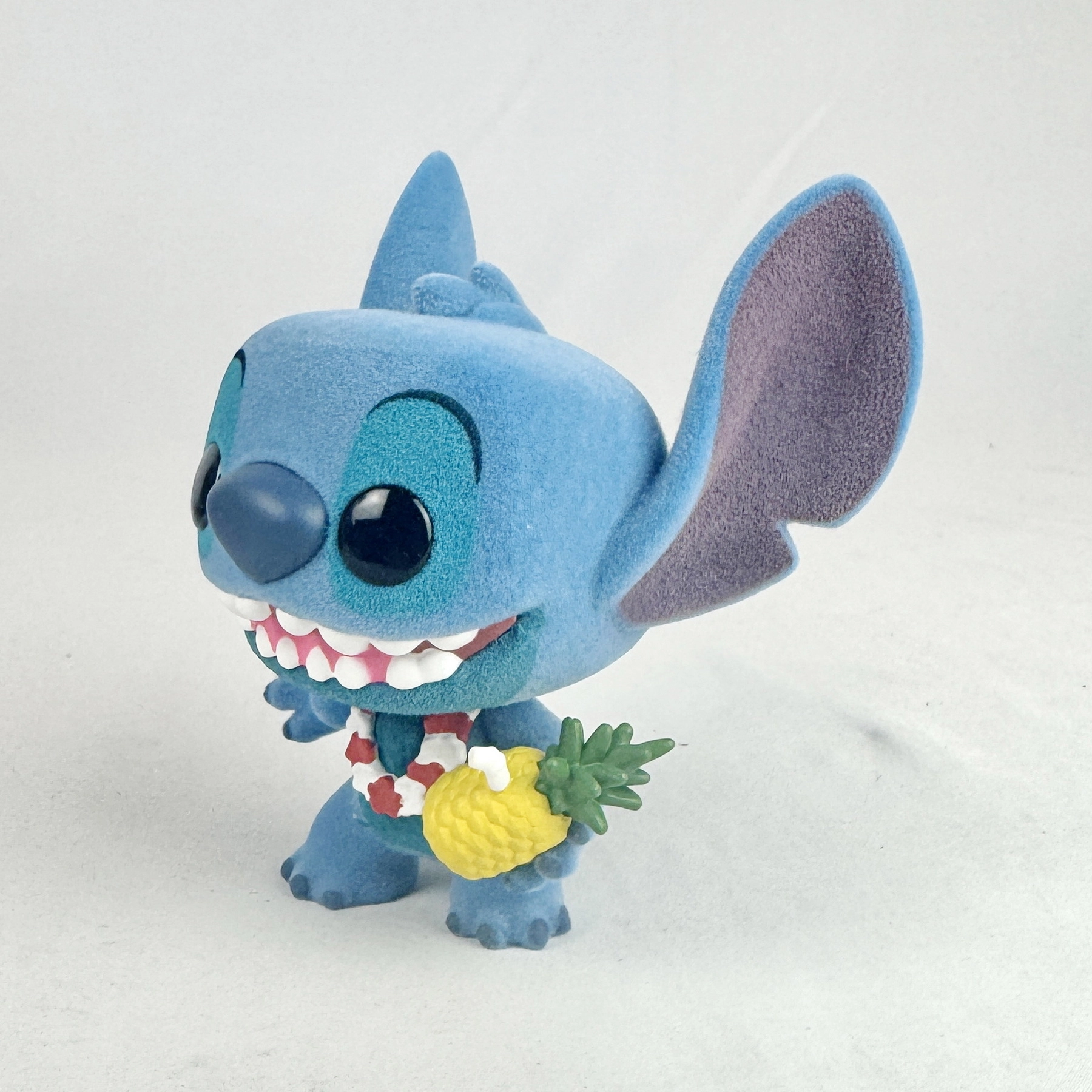 Funko Pop! Disney Lilo & Stitch #1567 Luau Stitch Flocked Exclusive Vinyl Figure - Image 4