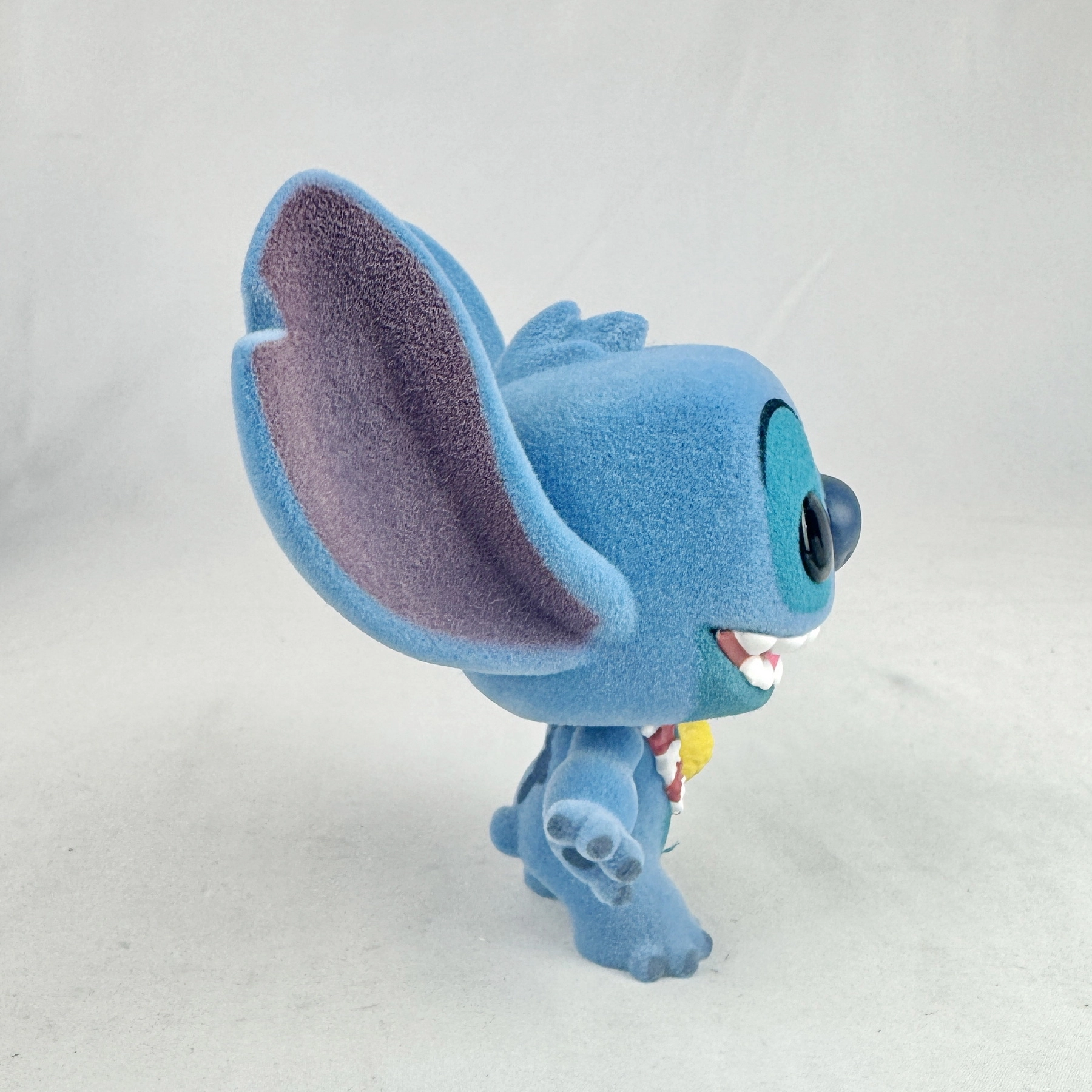 Funko Pop! Disney Lilo & Stitch #1567 Luau Stitch Flocked Exclusive Vinyl Figure - Image 6