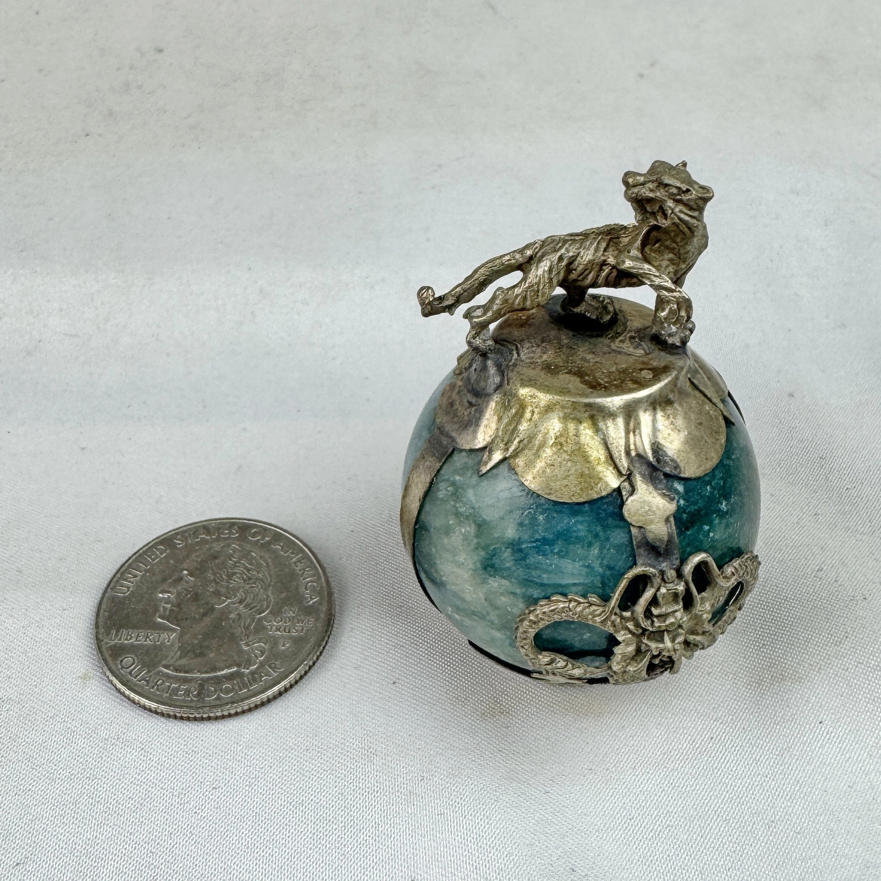 Vintage Chinese Zodiac TIGER Green Marble Orb, Pewter/Tin Finial and Dragon Motif - Image 4