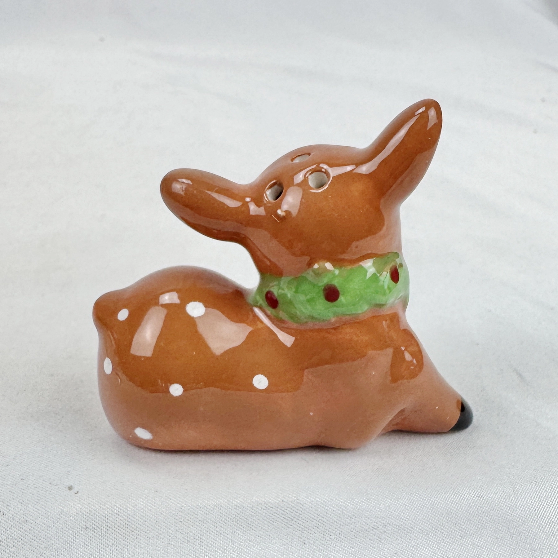 Cracker Barrel Christmas FAWN Deer (Facing Right) Mini Salt Shaker - Image 4