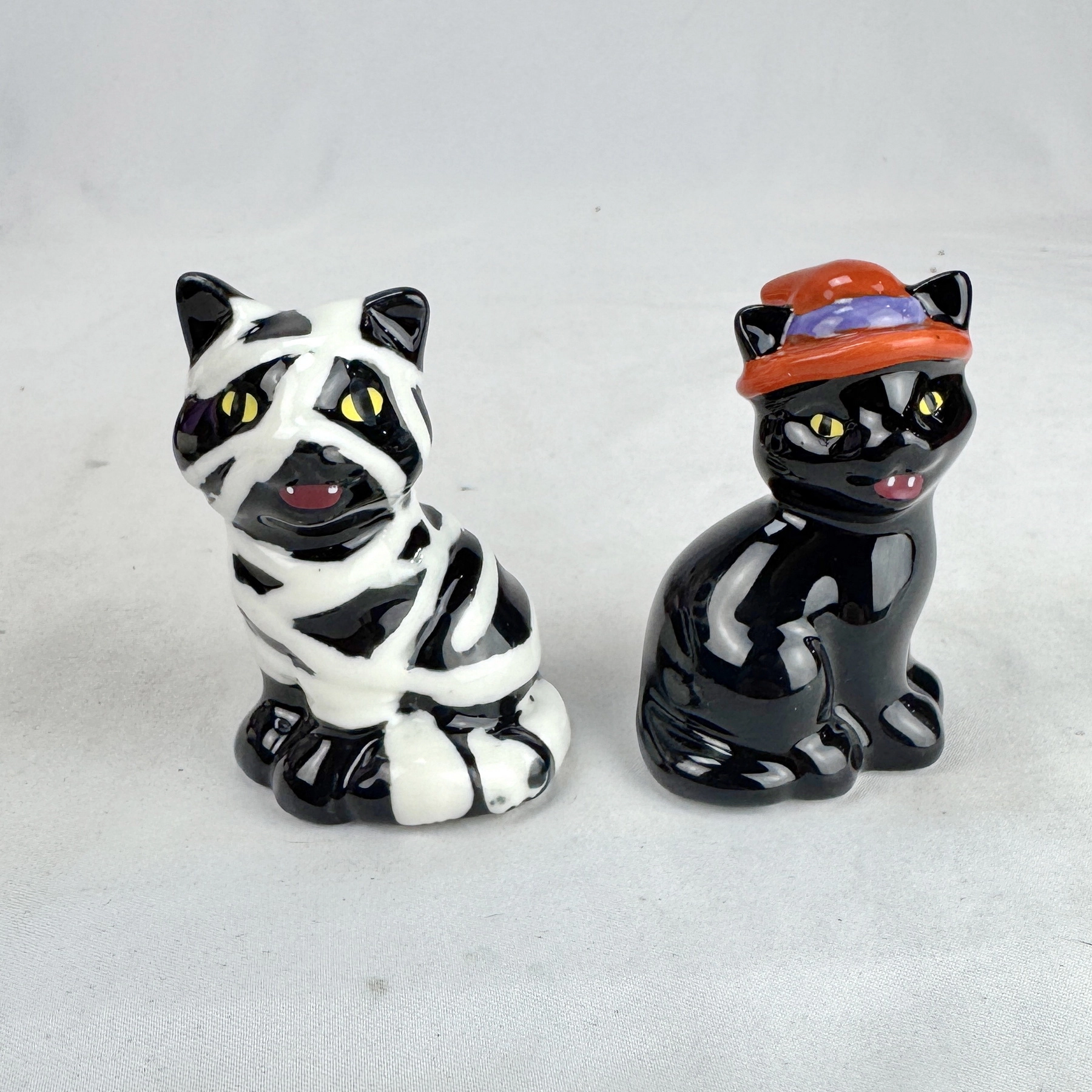 Cracker Barrel CAT MUMMY Mini Salt Shaker Halloween - Image 6