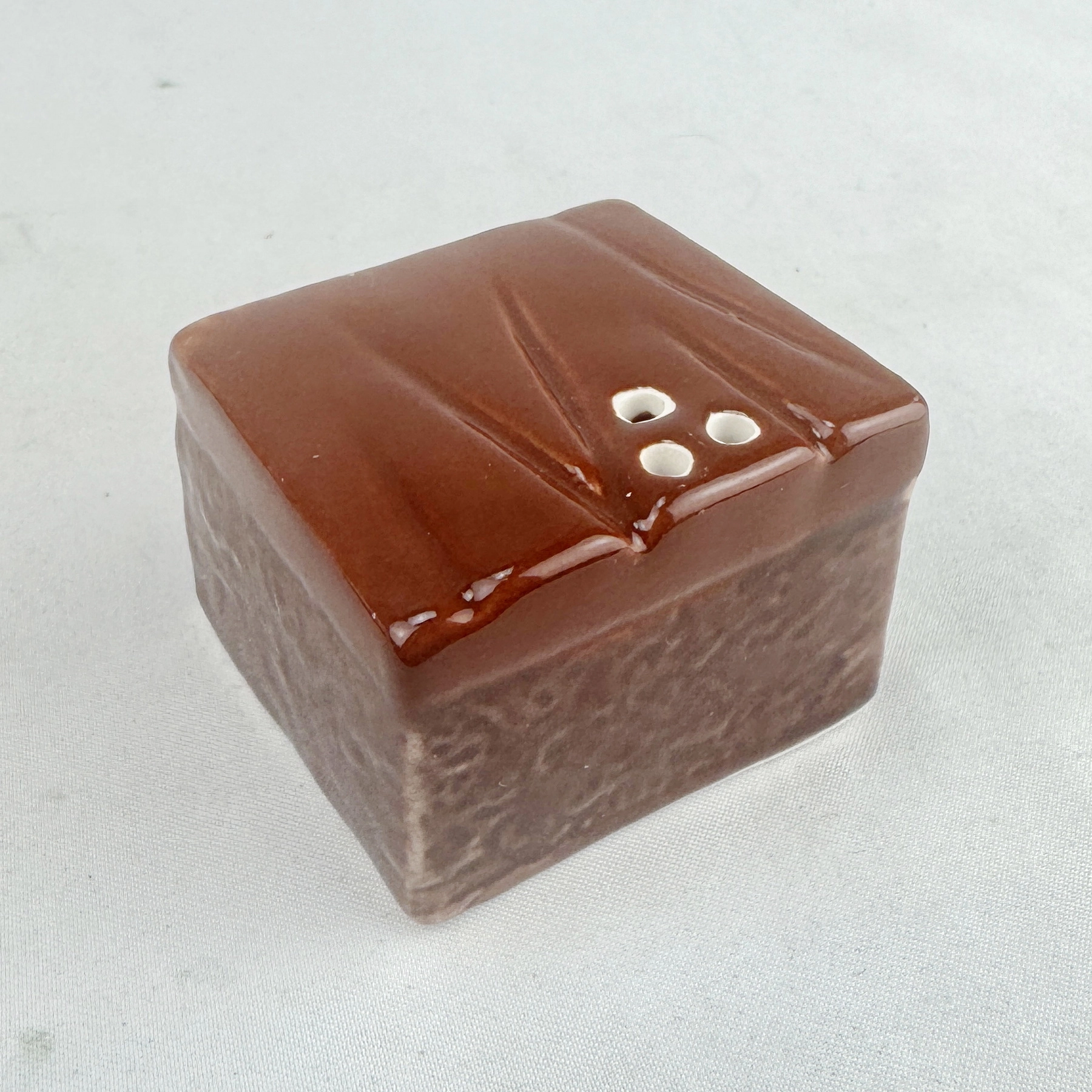 Cracker Barrel CHOCOLATE CAKE Mini Pepper Shaker | Larry's Basement | www.larrysbasement.com