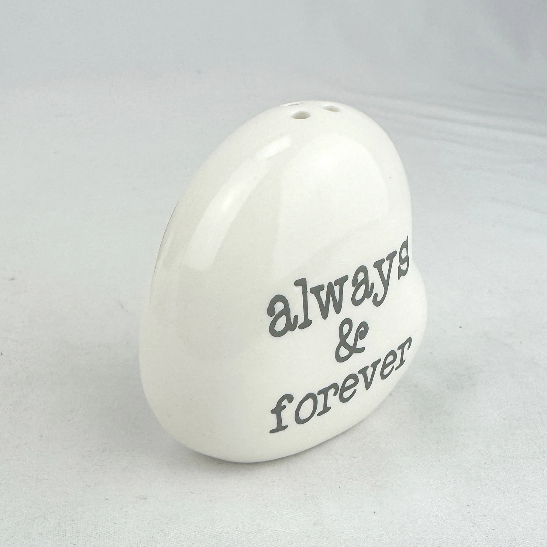 Cracker Barrel HEART Mini Pepper Shaker - Image 3