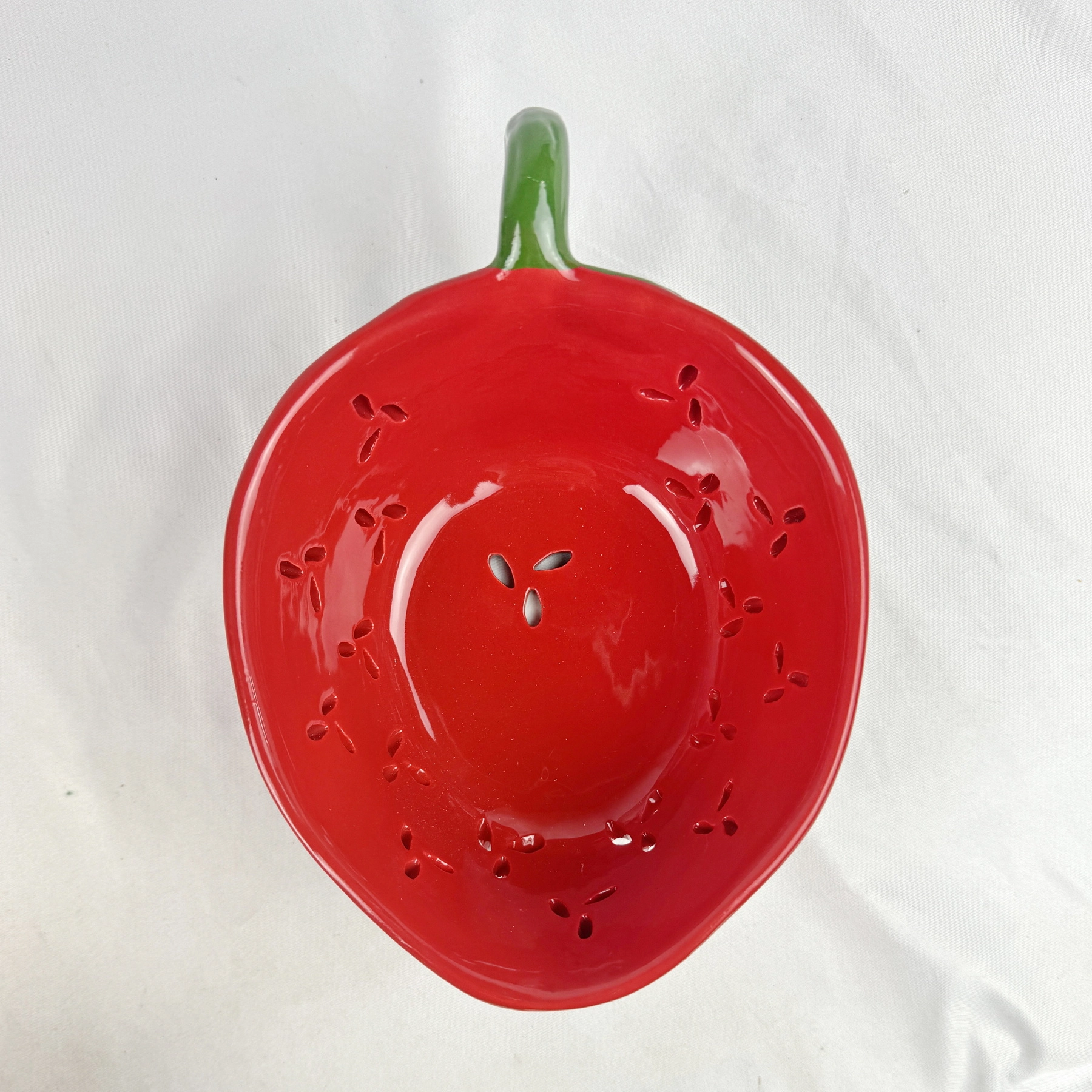 Target Bullseye's Playground Strawberry Berry Basket Ceramic Colander Red 2026 - Image 2