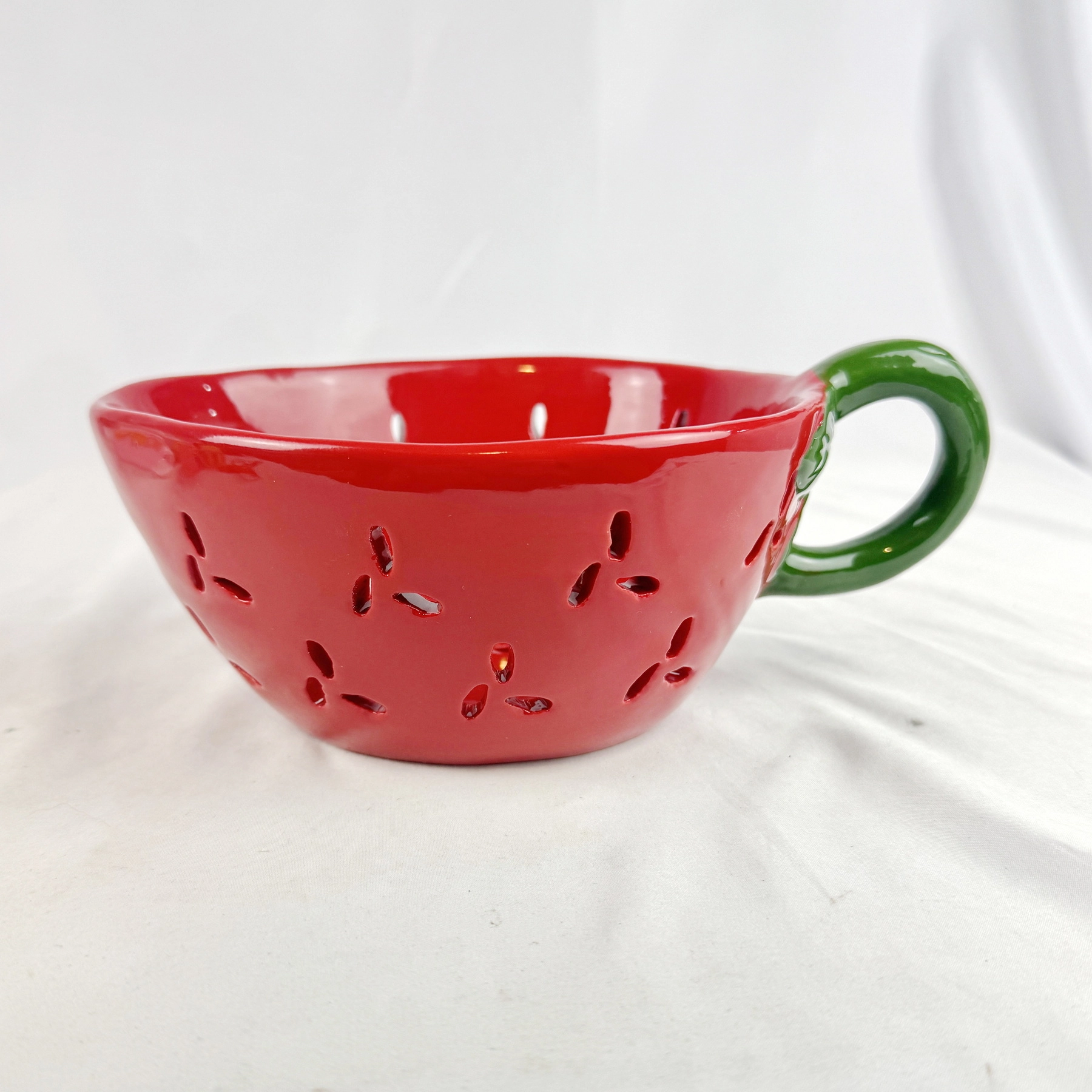 Target Bullseye's Playground Strawberry Berry Basket Ceramic Colander Red 2026 - Image 3