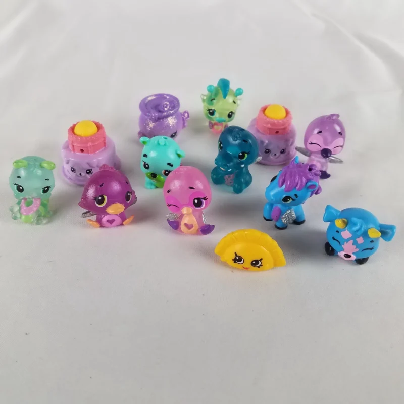 Shopkins Lot with 13 Mixed Figures - Moose Toys